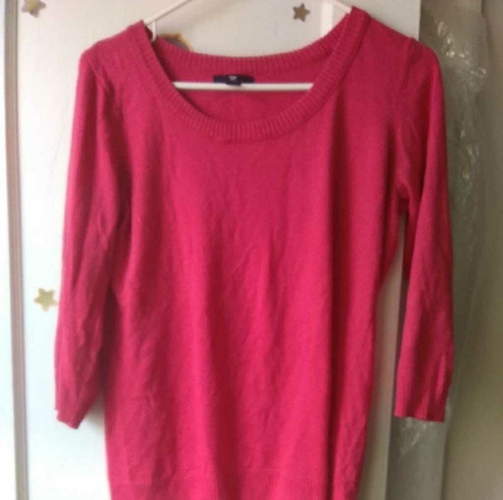 Gap pink small women's shirt